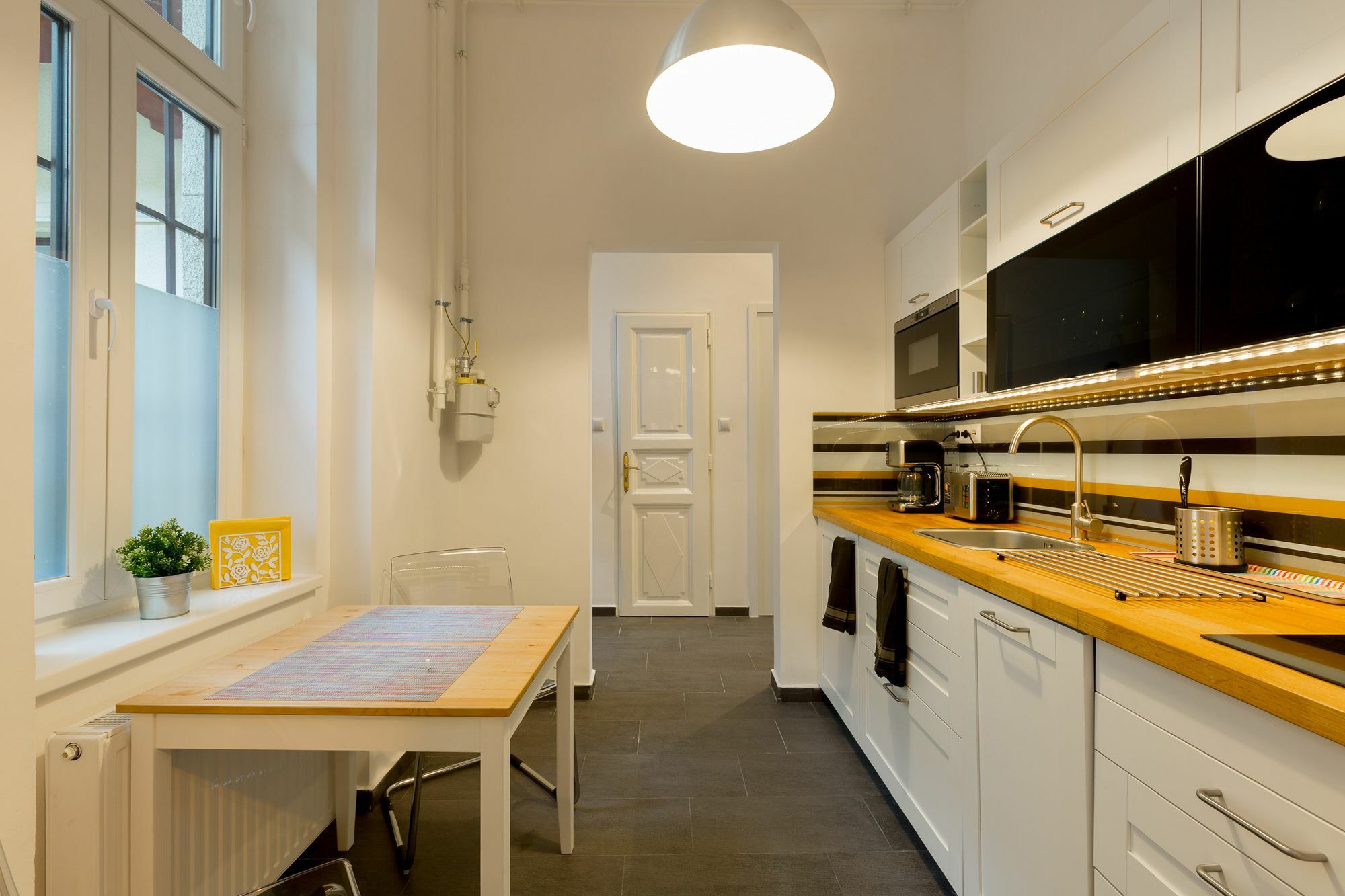 Bpm-Kate'S Central Home In Budapest Kültér fotó